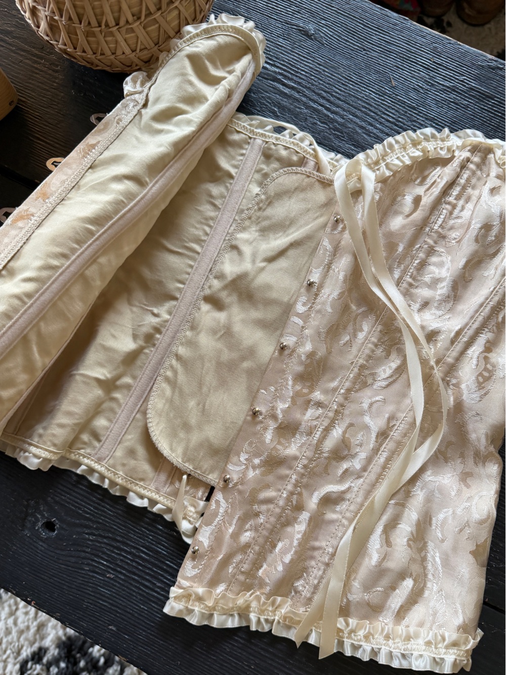 Ivory Lace-Up Brocade Corset Bustier Satin Top L NWOT - Picture 8 of 16